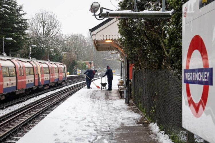 London snow. West Finchley station, Northern Line. January 24, 2021 // Credit: TfL