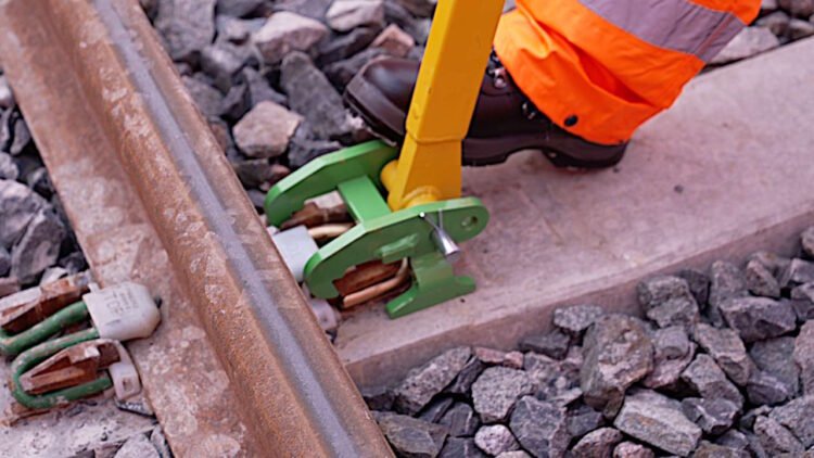 The last rail clip. // Credit: Network Rail