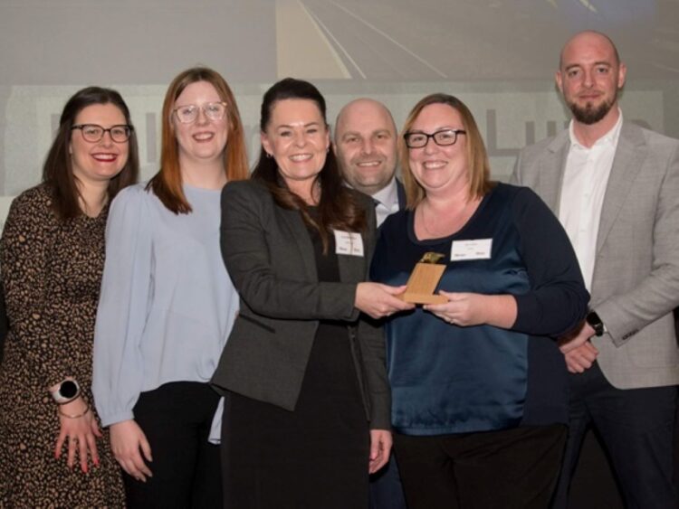 Photo: Lou Mendham, Service Delivery Director at Hull Trains with Jen Claire, Service Delivery Director at Lumo collecting the joint award with colleagues from both operators. // Credit: Tony Miles. 
