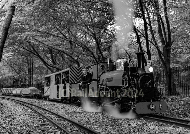 Mad Bess and the P-Way Train, Ruislip Lido Railway