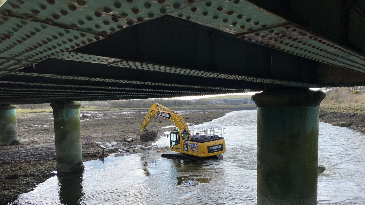Work to repair Derwent viaduct