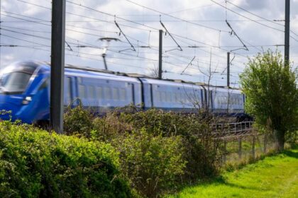 A Lumo train at speed on the ECML - Rail Delivery Group