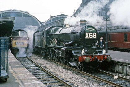 4079 Pendennis Castle at Paddington on 25th April 1964. // Credit: Colour Rail