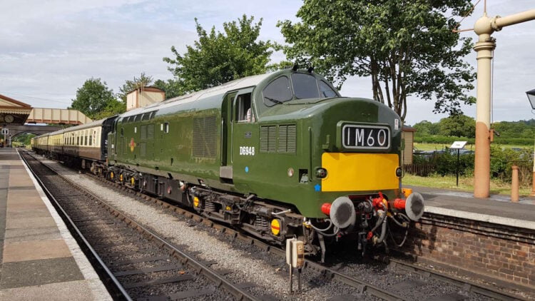 English Electric Type 3 Class 37 No. D6948. // Credit: Alex Farran