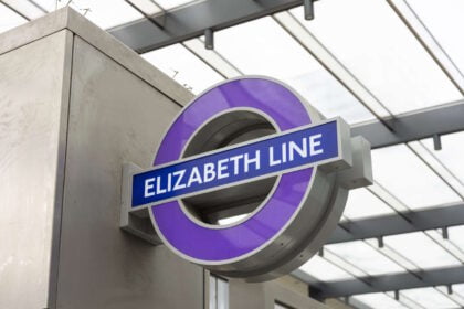 Close up of an Elizabeth line roundel at Paddington station. // Credit: Transport for London